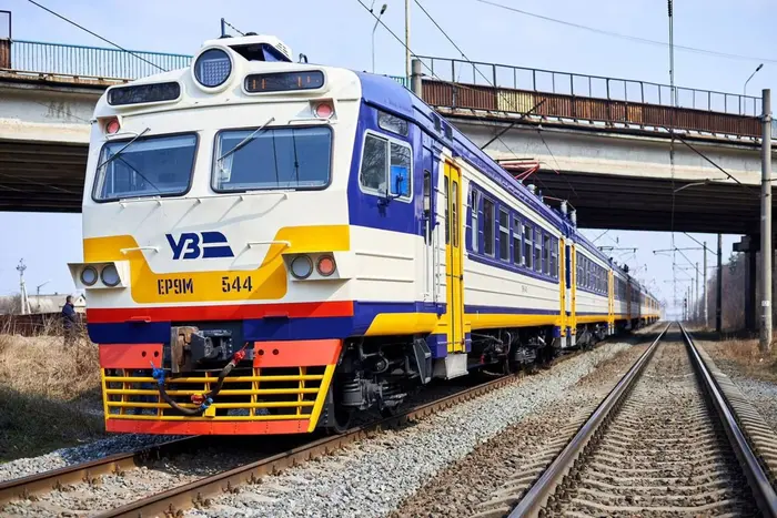 Ukrzaliznytsia appointed an additional train to a popular destination