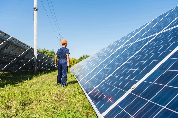 $44 mln w gaz i słońce: 'Metinvest' zabezpiecza produkcję przed nowymi blackoutami