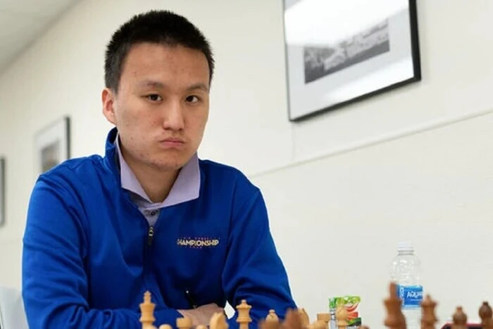FIDE disqualified 18-year-old chess player who struck a video operator after losing