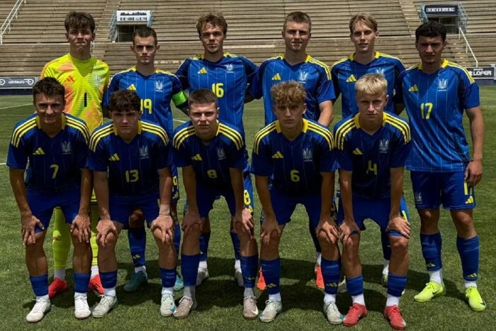 Юнацька збірна України з футболу зіграла внічию зі збірною США U-19