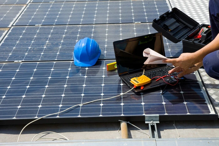 Solar power plant in simple words