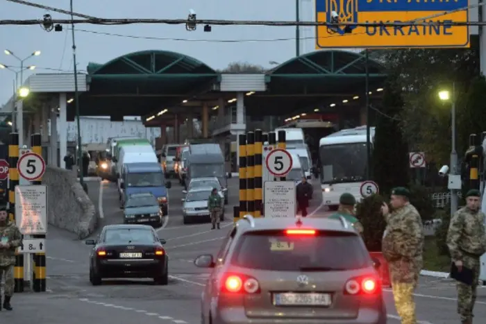 Russia compromised surveillance cameras to spy on Ukraine? Reaction of the border guards
