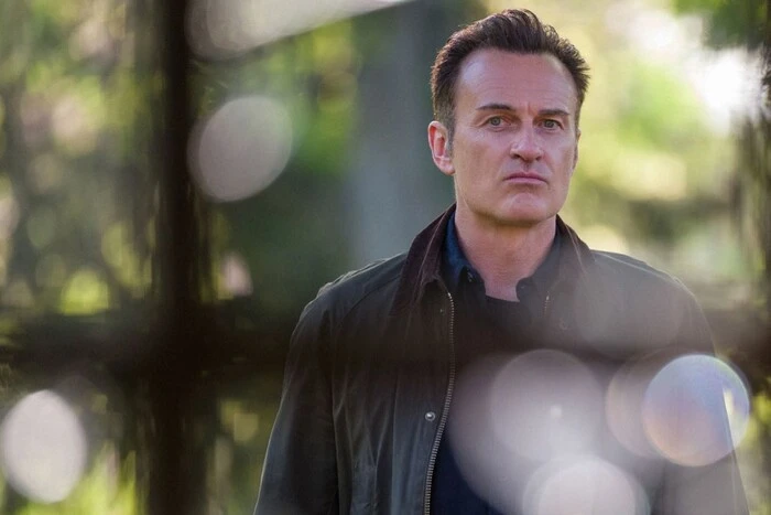 Famous actor of the series 'Charmed' Julian McMahon has passed away