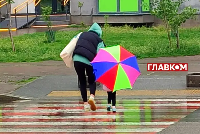 Синоптики попереджають про небезпечні метеорологічні явища в Україні