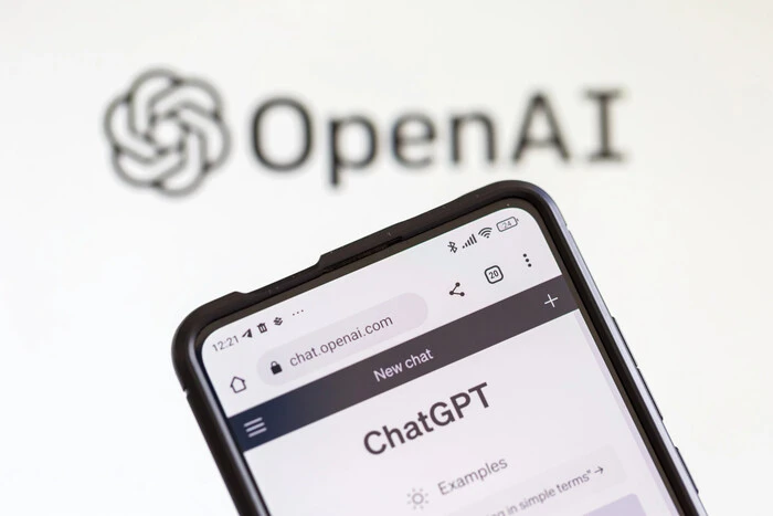 ChatGPT «ліг» в усьому світі: що відомо