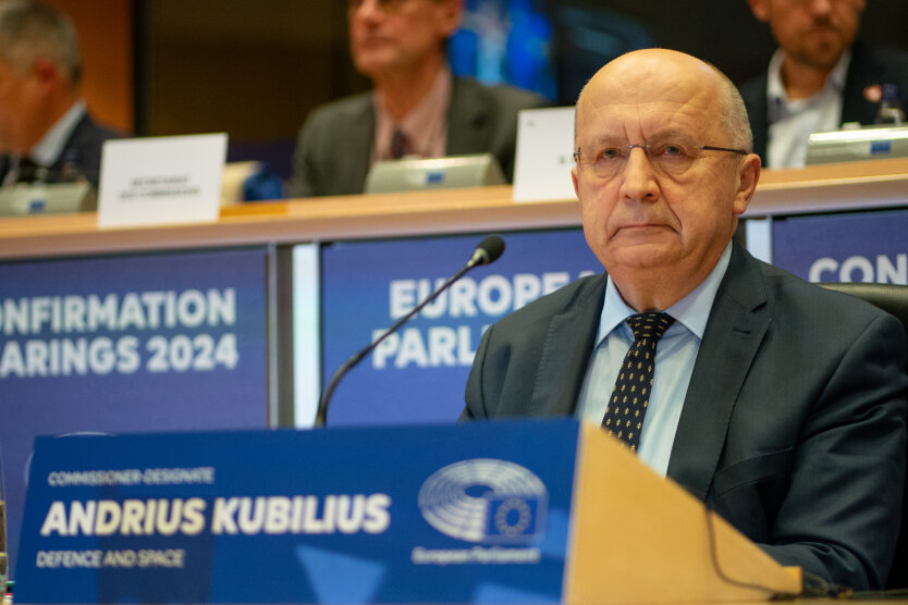 Kubilius: EU support for Ukraine with military assistance