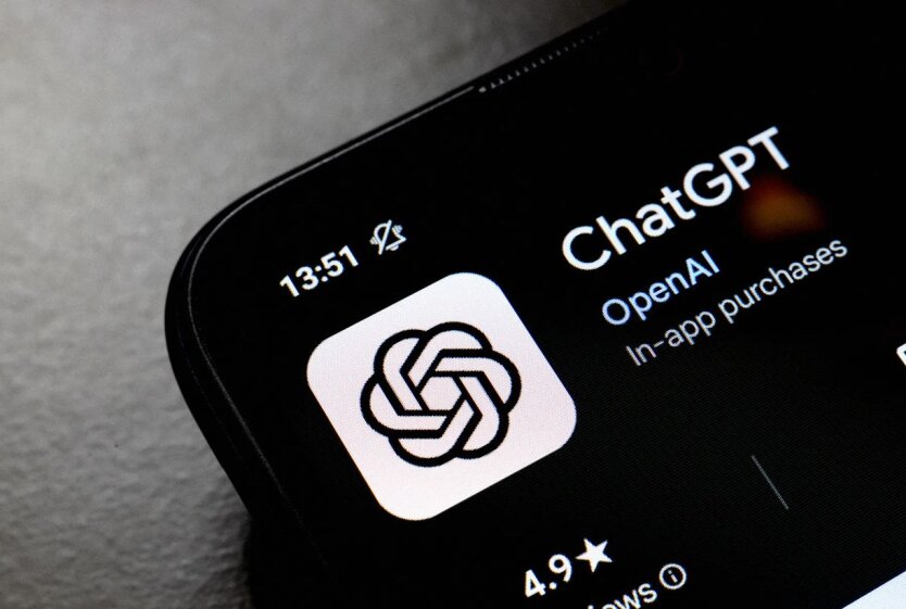 Исследование выявило ограниченность креативности ChatGPT по сравнению с людьми