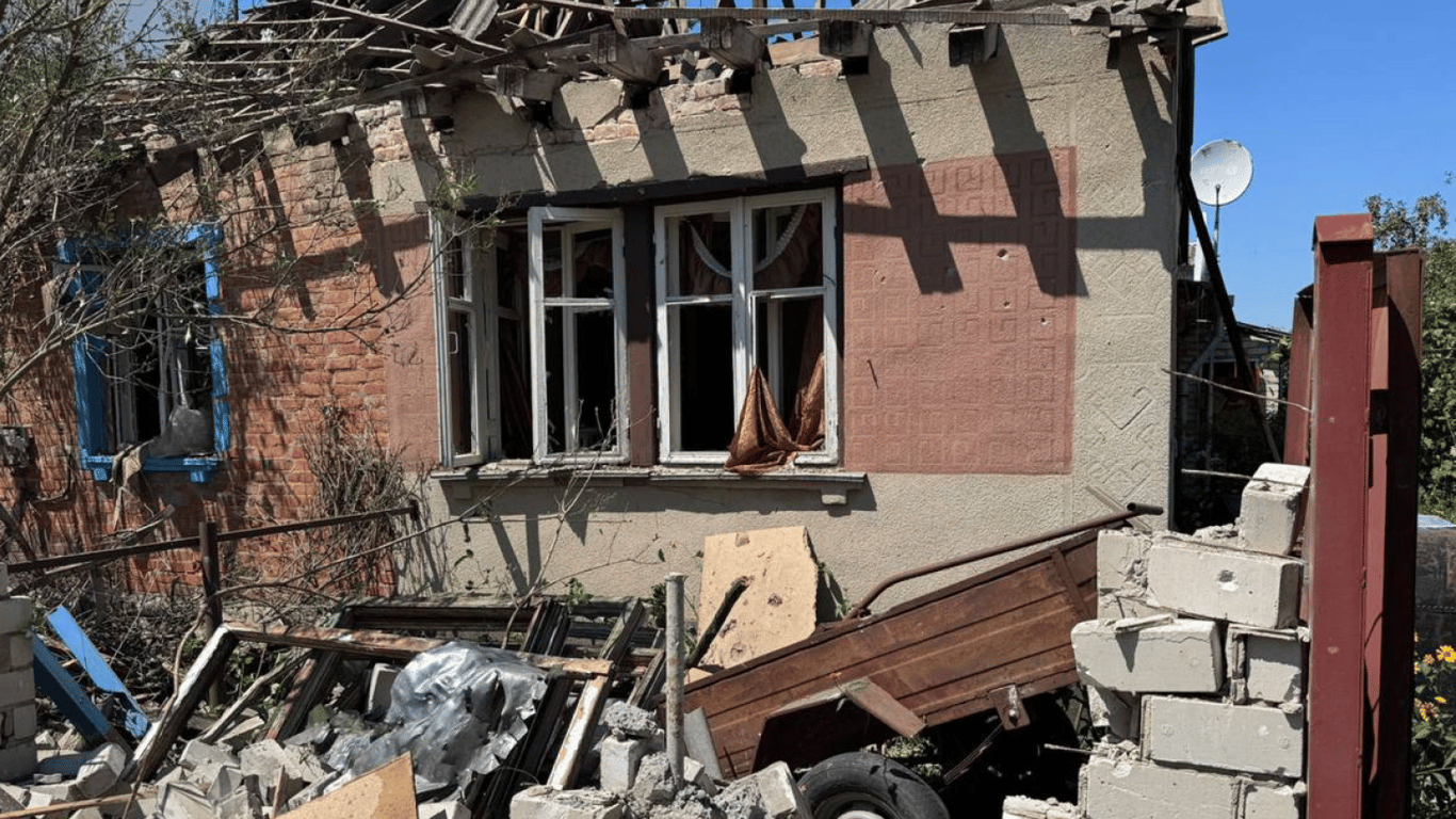 Russia killed a person in Kharkiv region — photos of the attack's consequences