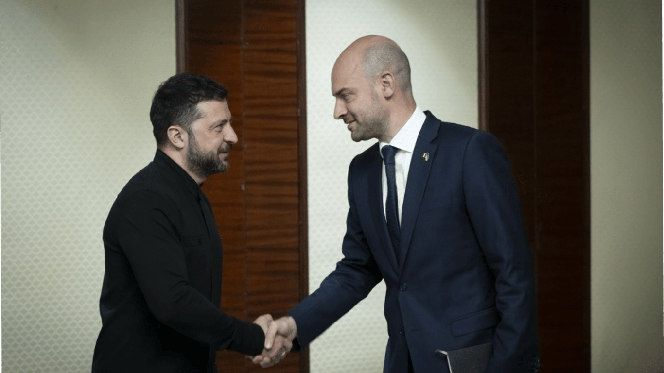 Zelensky met with the head of the French Foreign Ministry - what they talked about